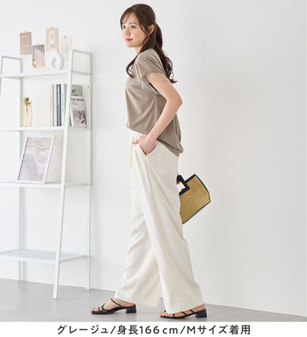 alotta（アロッタ）の「１枚でこなれ感！袖チュールデザイン綿混Ｔシャツ（Tシャツ）」｜詳細画像