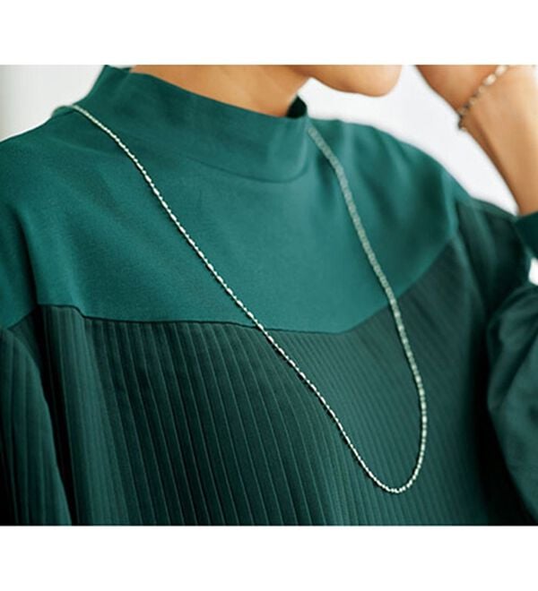 BELLUNA（ベルーナ）の「カットソー&times;プリーツ切替プルオーバー（カットソー）」｜詳細画像