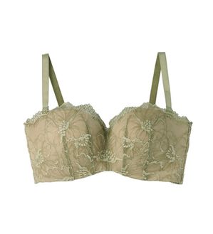 YU'NOW（ユナウ）の「ずれにくい！上盛り谷間のストラップレスブラ（ノンワイヤーブラ）」｜カーキ