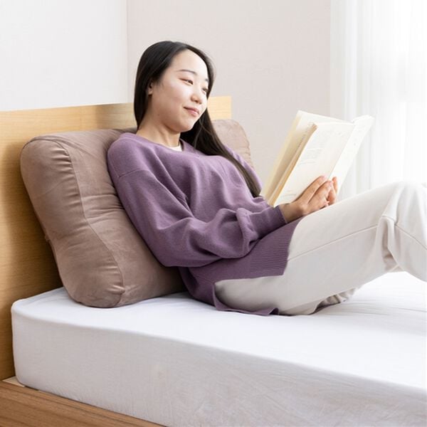 iellio（イエリオ）の「もっちもちボリューム足枕＜フットピロー・抱き枕・クッション・脚枕＞（枕）」｜詳細画像