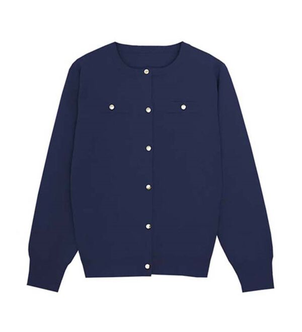 Pierrot（ピエロ）の「上品見えスポンジニットゴールドボタンカーディガン（ニットカーディガン）」｜詳細画像