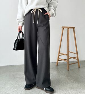 GeeRA（ジーラ）の「ふわふわあったか！裏起毛リブワイドパンツ（フルレングスパンツ）」｜チャコール