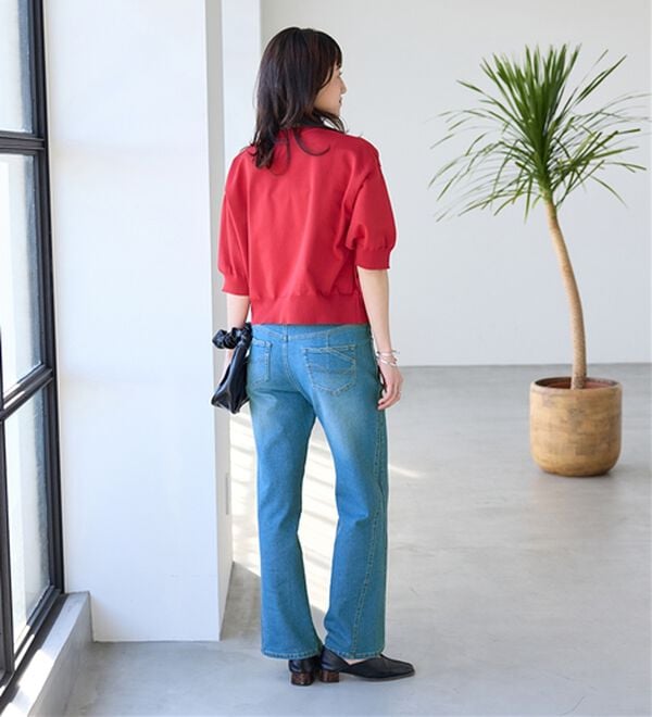 BELLUNA（ベルーナ）の「細見せ！セミフレアーデニムパンツ（フルレングスパンツ）」｜詳細画像