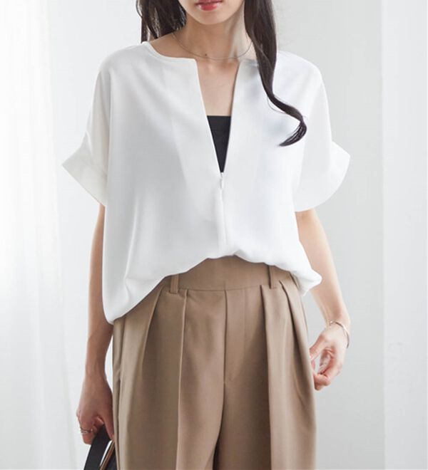 RANAN（ラナン）の「前後2WAYハーフジップブラウス（ブラウス）」｜ホワイト