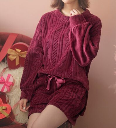 YU'NOW（ユナウ）の「ケーブル風フリースルームウェア＆ショートパンツセット（パジャマ・ルームウェア）」