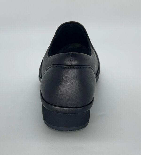 BELLUNA（ベルーナ）の「５Ｅ牛革切替ギャザースリッポン（スリッポン）」｜詳細画像