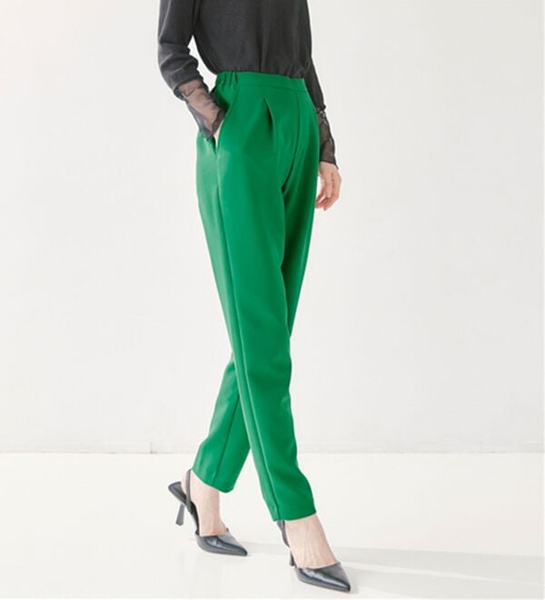 RANAN（ラナン）の「【選べる股下】美脚シルエットタックパンツ（フルレングスパンツ）」｜詳細画像