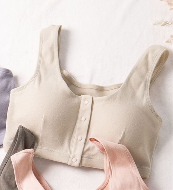 LAVIENNE（ラヴィエンヌ）の「素肌よろこぶオーガニックコットン前開きブラ（ブラジャー）」｜グレージュ
