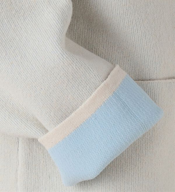 RANAN（ラナン）の「裏配色ゴールド調ボタンニットコーディガン（ニットカーディガン）」｜詳細画像