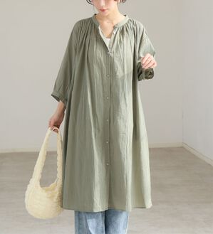 A HAPPY MARILYN（アハッピーマリリン）の「【Ｌ～６Ｌ】【選べる袖丈】【風通るプレミアム】綿・楊柳シャツチュニック（チュニック）」｜ライトカーキ