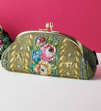 BELLUNA（ベルーナ）の「＜シンクビー＞ゴブランフラワー口金ポーチ（ポーチ）」