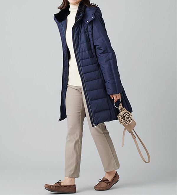 BELLUNA（ベルーナ）の「フレンチダウン使い細見えキルト切替ロングコート（ロングコート）」｜詳細画像