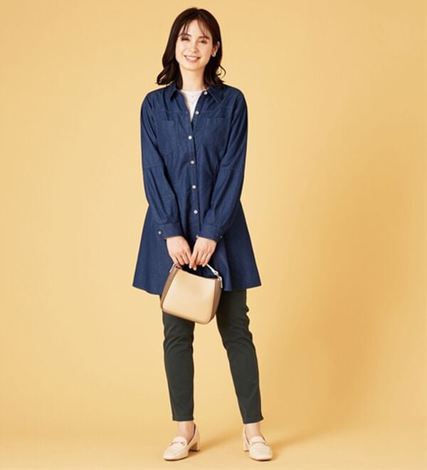 BELLUNA（ベルーナ）の「シャーリング使いデニムシャツチュニック（チュニック）」｜詳細画像