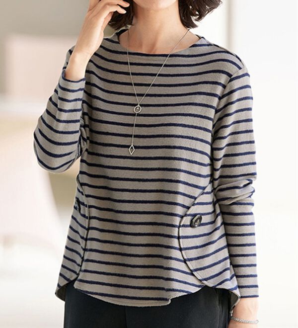 BELLUNA（ベルーナ）の「ボタンデザインあったかプルオーバー（カットソー）」｜詳細画像