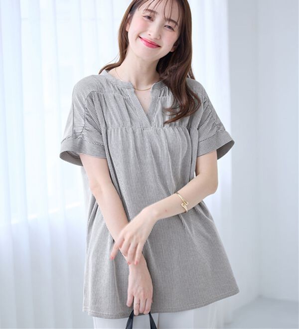 alotta（アロッタ）の「さらっと軽い綿混ストライプギャザーチュニック（チュニック）」｜ネイビー系