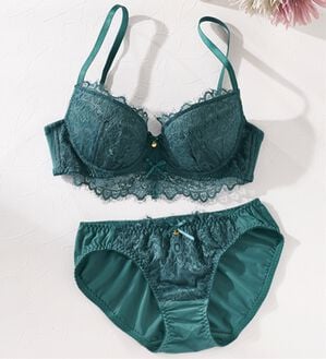 YU'NOW（ユナウ）の「to meeブラ＆ショーツ（ブラジャー＆ショーツセット）」｜グリーンアンダーレース