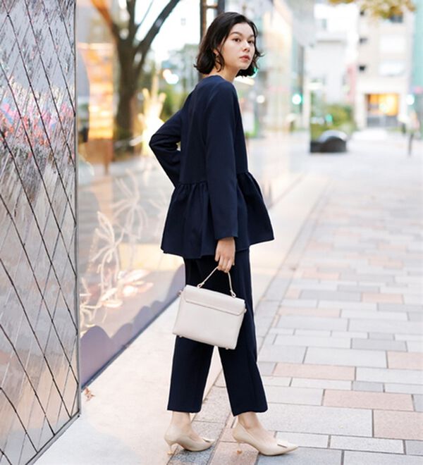 GeeRA（ジーラ）の「【2点セット】ペプラムジャケットセットアップスーツ（パンツスーツ）」｜詳細画像