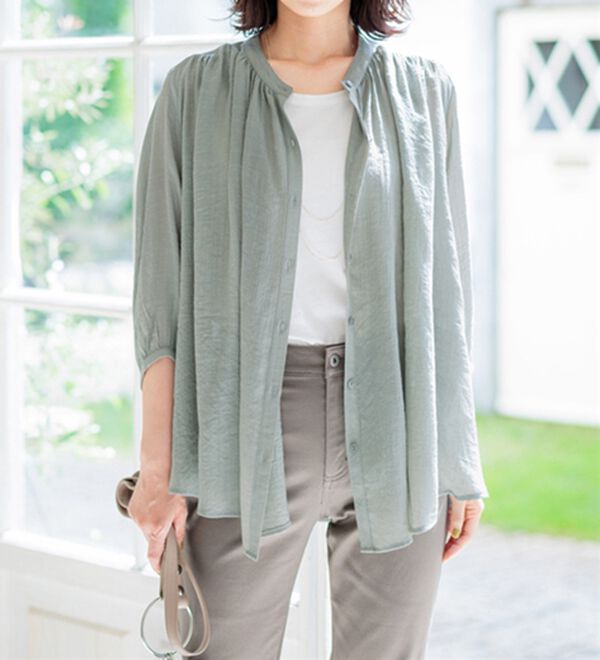 BELLUNA（ベルーナ）の「スラブ素材ギャザーデザインブラウス（ブラウス）」｜オリーブ