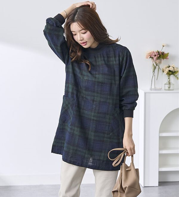 BELLUNA（ベルーナ）の「【２枚組】綿スラブ素材かっぽうチュニック（パジャマ・ルームウェア）」｜詳細画像