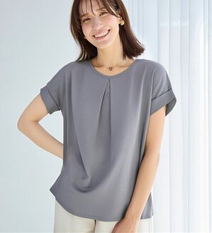 Viola e Viola（ヴィオラ エ ヴィオラ）の「【接触冷感】綿１００％前後２ＷＡＹタックトップス　さらひやりコットン（カットソー）」｜スモーキーブルー