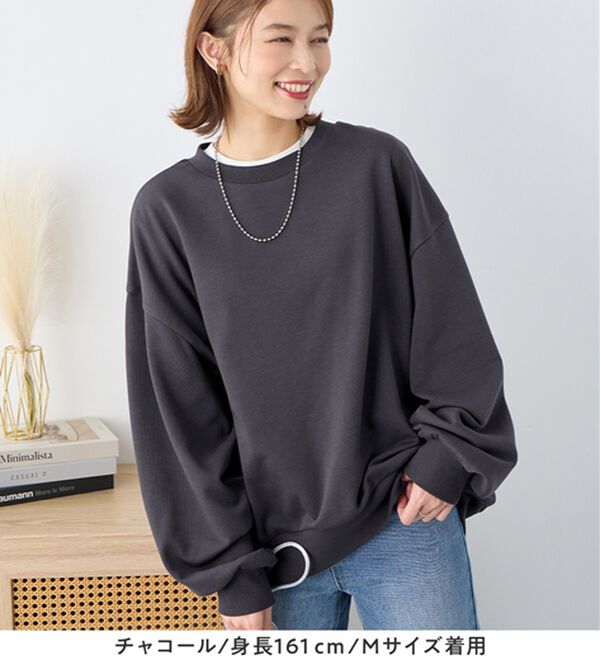 Viola e Viola（ヴィオラ エ ヴィオラ）の「袖ボリューム裏毛スウェットトップス（カットソー）」｜詳細画像