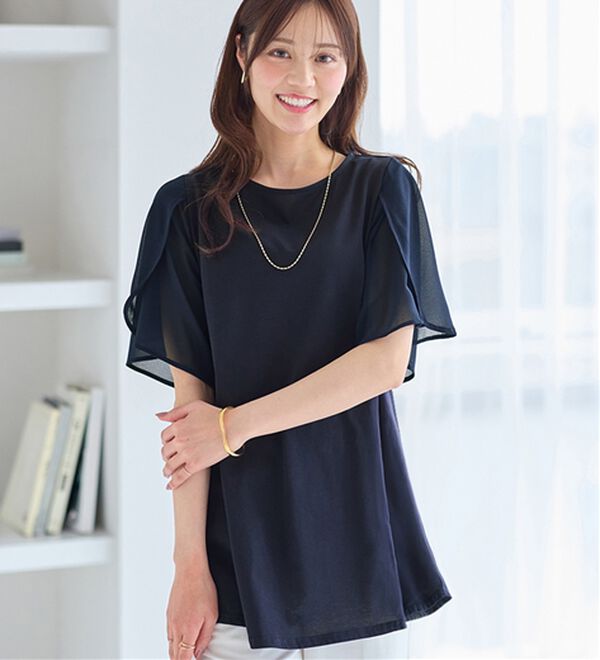 alotta（アロッタ）の「シフォン切替チューリップ袖チュニックＴシャツ（チュニック）」｜ネイビー