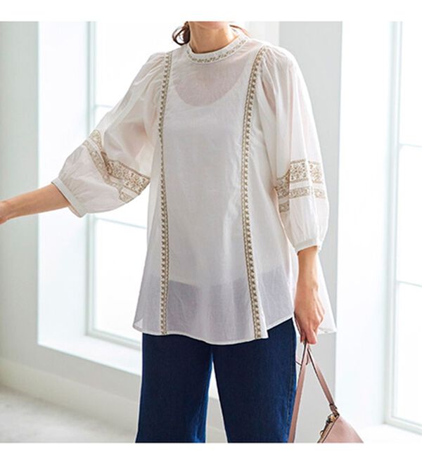 BELLUNA（ベルーナ）の「綿１００％インド刺しゅうハイネックブラウス（ブラウス）」｜詳細画像