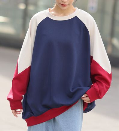 A HAPPY MARILYN（アハッピーマリリン）の「【３Ｌ～６Ｌ】厚すぎないのが着やすい！！配色デザインポンチスウェットトップス（トレーナー・スウェット）」