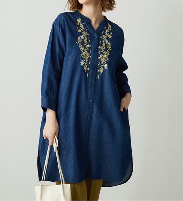 BELLUNA（ベルーナ）の「デニム素材華やか刺しゅうワンピース（その他ワンピース）」｜詳細画像