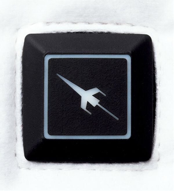 「＜トランスコンチネンツゴルフ＞ヒーター付きアクティブベスト（メンズベスト）」｜詳細画像