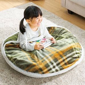 iellio（イエリオ）の「電気のいらないあったか１人こたつ（クッション・クッションカバー）」｜チェックグリーン