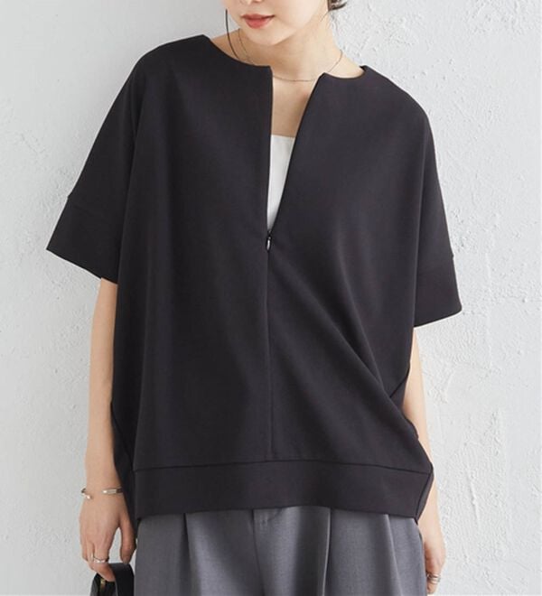 RANAN（ラナン）の「【4つの機能付】ひんやりハーフジップコクーンチュニック（チュニック）」｜ブラック