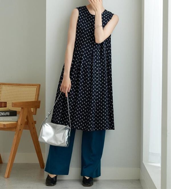 BELLUNA（ベルーナ）の「【ひんやり接触冷感】レーヨン素材ノースリーブワンピ－ス（その他ワンピース）」｜詳細画像