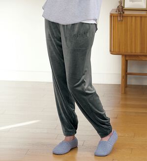 LAVIENNE（ラヴィエンヌ）の「まるで毛布！吸湿発熱ジョガーパンツ（その他パンツ）」｜グレー
