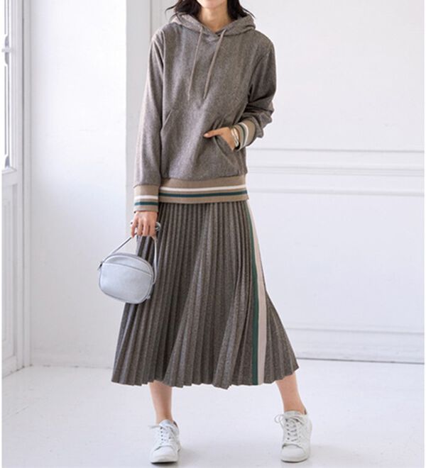 BELLUNA（ベルーナ）の「【Ｌａｇｒｉｌｕａ】ウール調素材ヘリンボーン柄パーカー（パーカー）」｜詳細画像