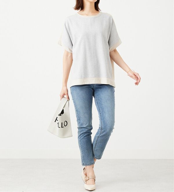 BELLUNA（ベルーナ）の「ステッチデザイン切替プルオーバー（カットソー）」｜詳細画像