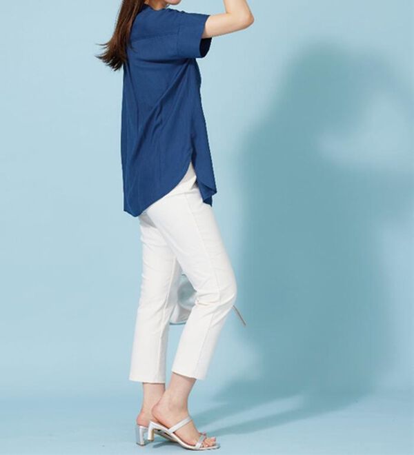 BELLUNA（ベルーナ）の「麻調素材タック使いシャツチュニック（ブラウス）」｜詳細画像