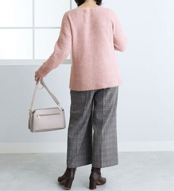 BELLUNA（ベルーナ）の「シャギーニットボートネックプルオーバー（ニット・セーター）」｜詳細画像