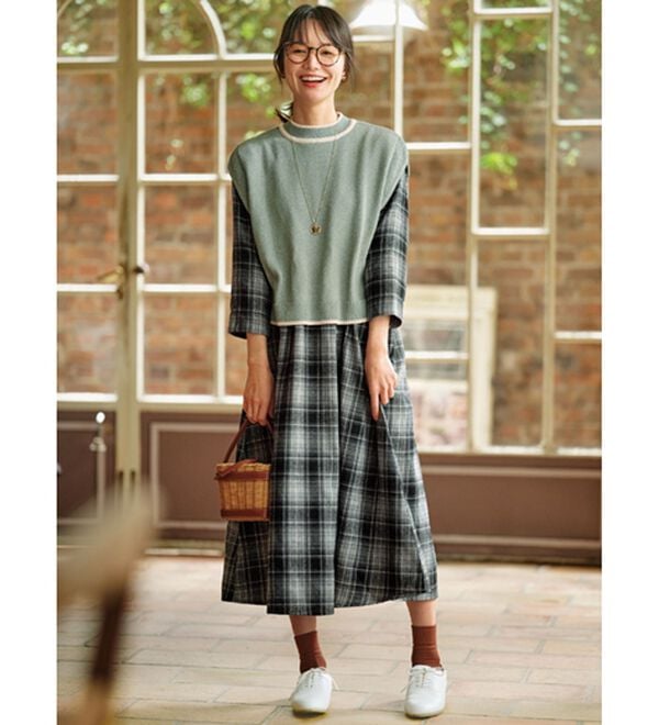 BELLUNA（ベルーナ）の「ゆったりギャザーポケット付ワンピース（その他ワンピース）」｜詳細画像