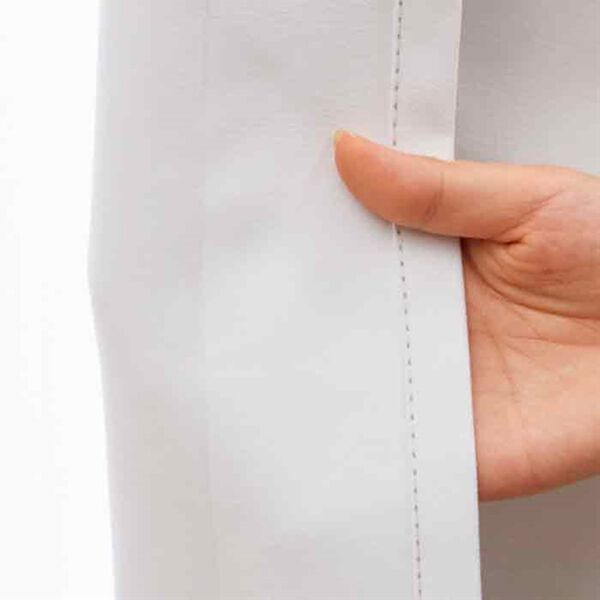 iellio（イエリオ）の「【８日間限定価格】１００％遮光＆防音＆断熱保温ＵＶ見えにくいレース付カーテンセット＜４枚組・遮光１級・無地・洗える・形状記（ドレープカーテン）」｜詳細画像