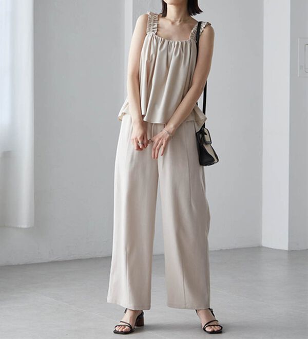 RANAN（ラナン）の「フリルデザインキャミセットアップ（ワイドパンツ・ガウチョ）」｜詳細画像