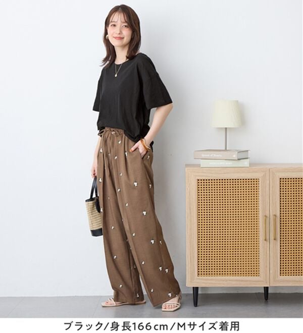 Viola e Viola（ヴィオラ エ ヴィオラ）の「ほんのり透け感綿混セミシアートップス（カットソー）」｜詳細画像