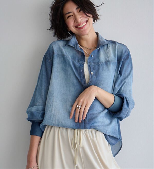 BELLUNA（ベルーナ）の「柔らかシアーデニム素材シャツチュニック（チュニック）」｜詳細画像