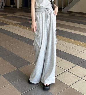 GeeRA（ジーラ）の「カーゴスウェットパンツ（その他パンツ）」｜杢グレー
