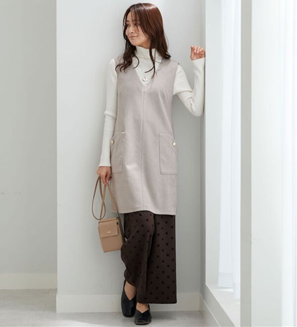 BELLUNA（ベルーナ）の「金ボタン使いスエード調ジャンパ―ドレス（ジャンパースカート）」｜詳細画像