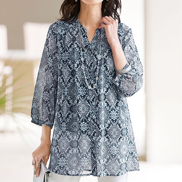 BELLUNA（ベルーナ）の「楊柳素材プリントオーバーブラウス（チュニック）」｜詳細画像