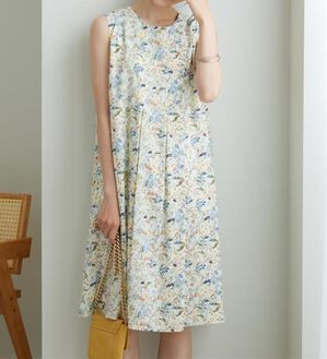 BELLUNA（ベルーナ）の「【ひんやり接触冷感】レーヨン素材ノースリーブワンピ－ス（その他ワンピース）」｜アイボリー花柄