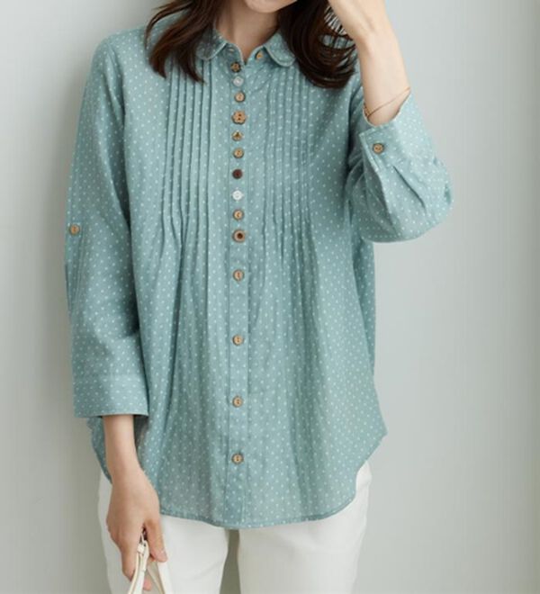 BELLUNA（ベルーナ）の「【綿100％素材】ダブルガーゼ素材丸衿多ボタンブラウス（ブラウス）」｜詳細画像