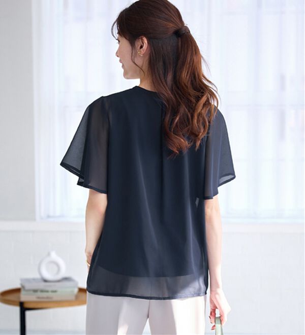 alotta（アロッタ）の「ピンタックパールボタンデザインブラウス（ブラウス）」｜詳細画像