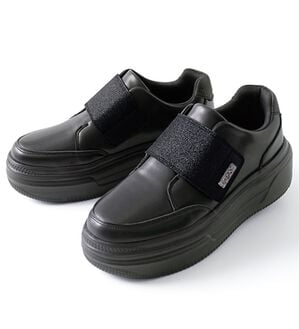 BELLUNA（ベルーナ）の「＜Ｋｉｔｓｏｎ＞厚底軽量ラメスニーカー（スニーカー）」｜ブラック